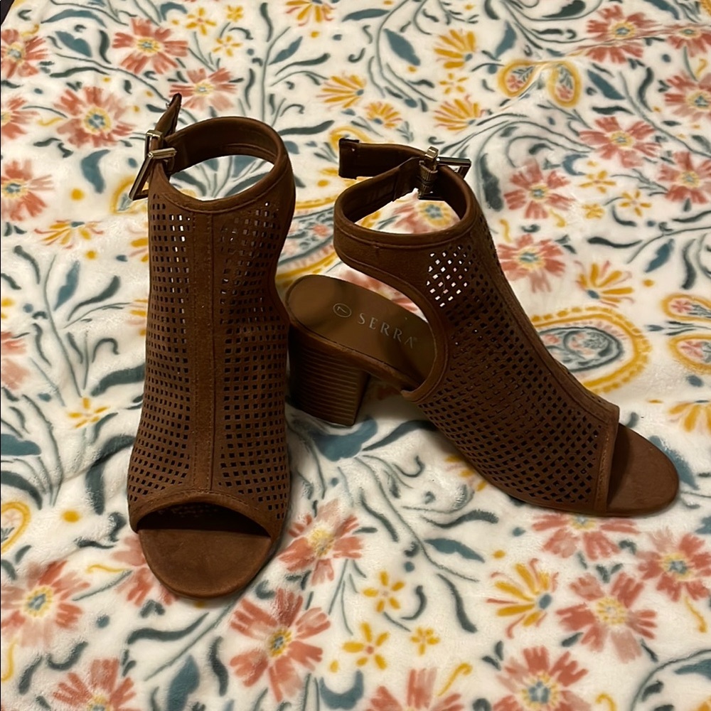 Serra Women's Brown Peep-Toe Heeled Sandals
